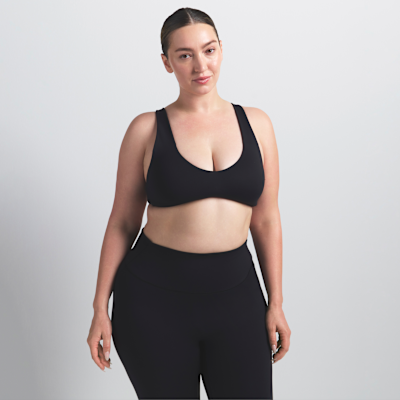 NikeSKIMS Matte Women's Shaping Scoop Bra