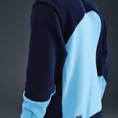 Giannis Standard Issue Men's Basketball Crew