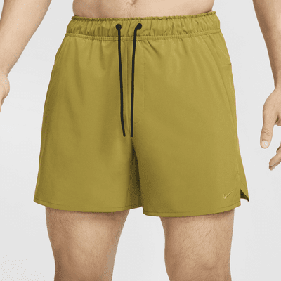 Shorts versátiles sin forro Dri-FIT de 13 cm para hombre Nike Unlimited