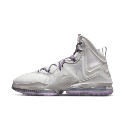 lebron basketball shoes grey