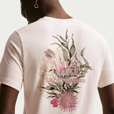 Nike Sportswear Men's Short-Sleeve T-Shirt