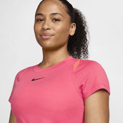 NikeCourt Advantage Dri-FIT tennistop met korte mouwen voor dames