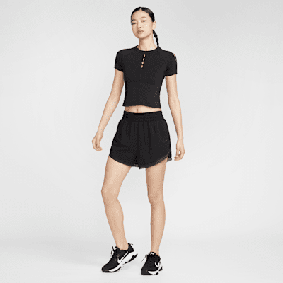 Nike One 女款 Dri-FIT 寬鬆 3" 附隱藏式內裡褲短褲