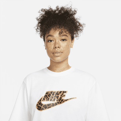 Nike Sportswear Women's Boxy T-Shirt