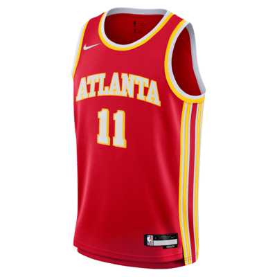 Jersey Nike de la NBA Swingman para niños talla grande Trey Young Atlanta Hawks 2024/25 Icon Edition