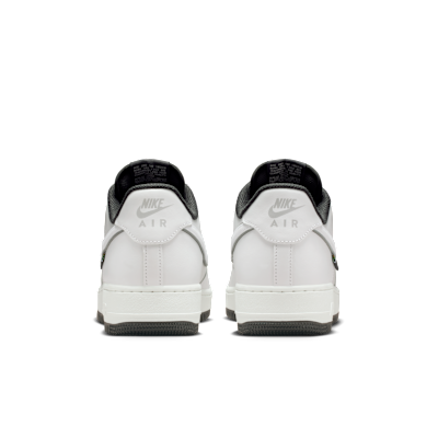 Nike Air Force 1 '07 LV8