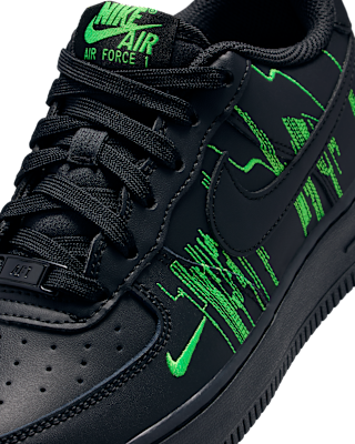 Nike Air Force 1 LV8 4