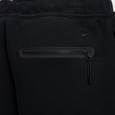 Nike Tech Men's Fleece Oversized-Fit Shorts