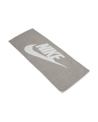 Женские  Nike Club Pool Towel