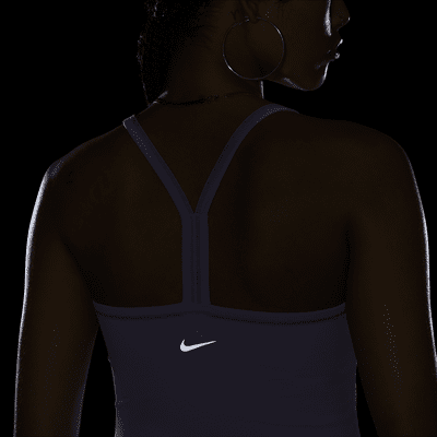 Nike One Fitted Women's Dri-FIT Cropped Tank Top