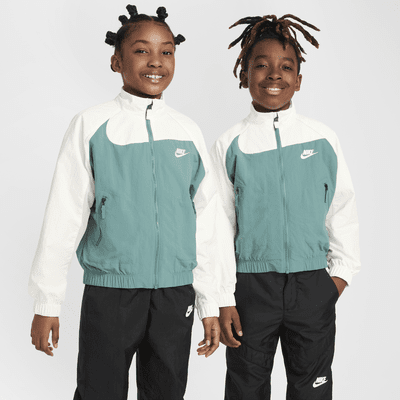 Подростковая куртка Nike Sportswear Amplify