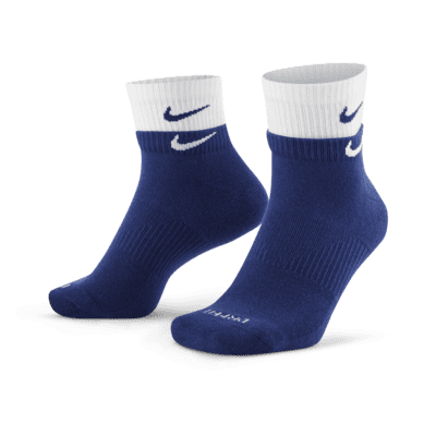 Nike Everyday Plus Cushioned