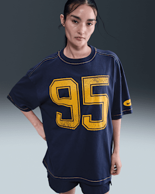 Женская футболка Nike Sportswear Short-Sleeve