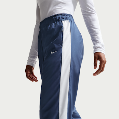 Nike Sportswear Classic Women's Mid-Rise Open-Hem Pants