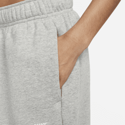 Pants de entrenamiento cargo oversized de tiro medio para mujer Nike Sportswear Club Fleece