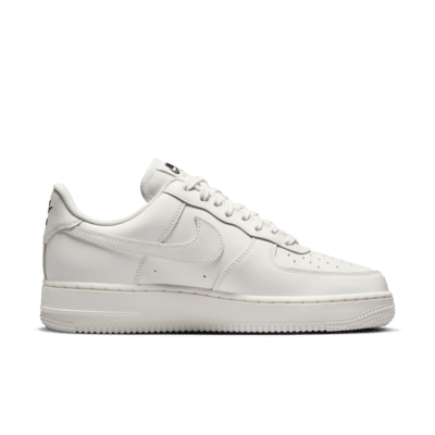 รองเท้าผู้หญิง Nike Air Force 1 ’07 Essential