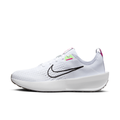 Tenis de correr en pavimento para mujer Nike Interact Run