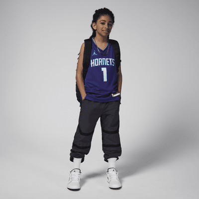 LaMelo Ball Charlotte Hornets Statement Edition Jordan Swingman NBA-jersey met Dri-FIT voor kids