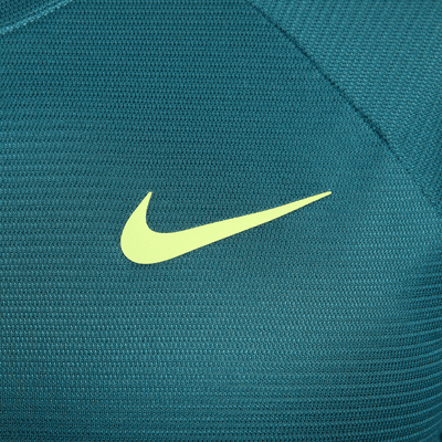 Rafa Challenger Nike Dri-FIT Kurzarm-Tennisoberteil für Herren