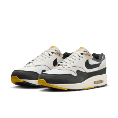 Nike Air Max 1 Shoes