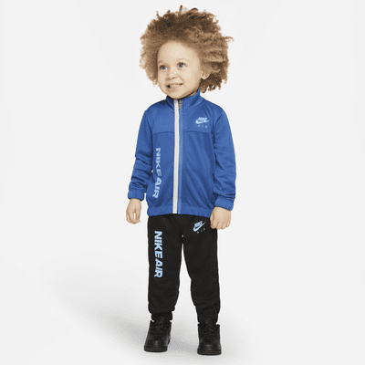 Conjunto de entrenamiento para bebé Nike Sportswear (12 a 24 meses). Nike .com