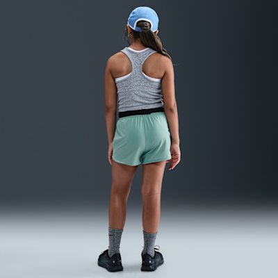 Shorts de entrenamiento de tejido Woven Dri-FIT de tiro alto para niña talla grande Nike One