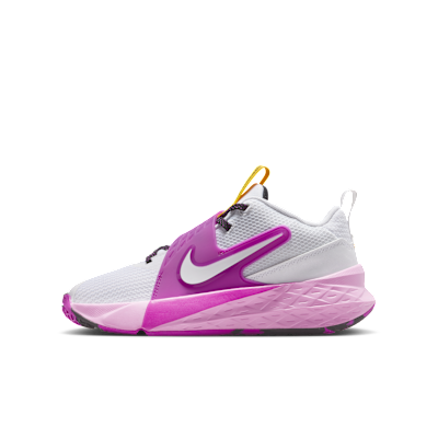 Nike Team Hustle D 12 Older Kids' Basketball Shoes