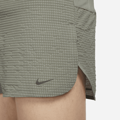 Shorts de correr Dri-FIT ADV de 10 cm con forro de ropa interior para hombre Nike Running Division