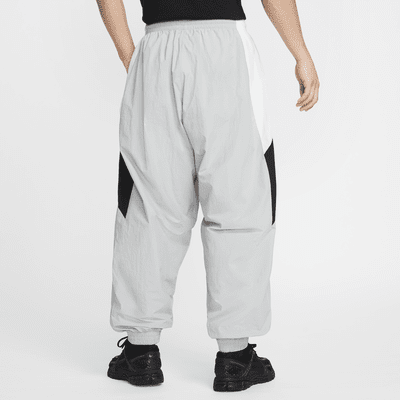 Nike Club Men's Oversized Woven Track Pants