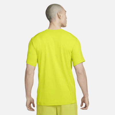 Nike Dri-FIT UV Hyverse Men's Short-Sleeve Fitness Top