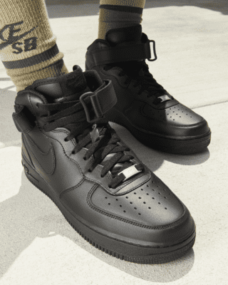 Nike Men Air Force 1 Mid 07 (black / black)