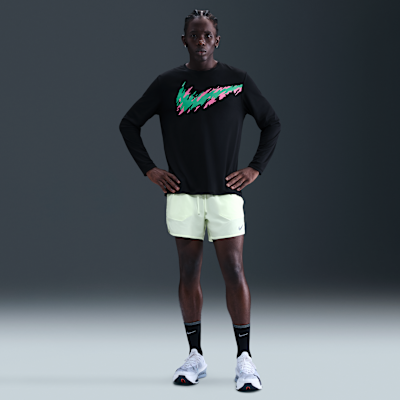 Playera de correr de manga larga Dri-FIT UV para hombre Nike Miler