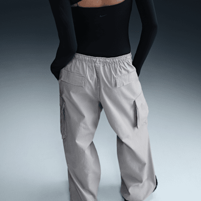Nike Sportswear Women's Mid-Rise Oversized Cargo Trousers