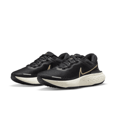 Tenis de correr en carretera para mujer Nike Invincible