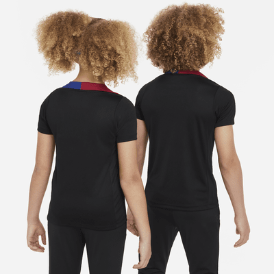 Haut de foot en maille à manches courtes Nike Dri-FIT FC Barcelona Strike pour ado