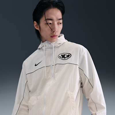 Nike Club