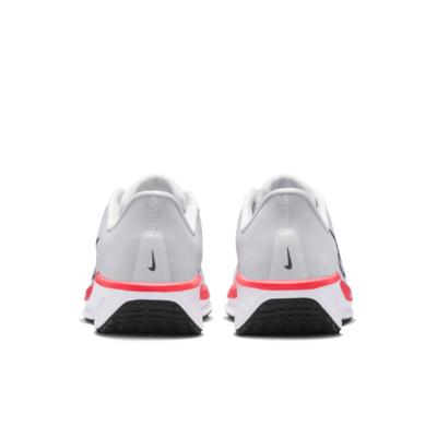 Tenis de correr en pavimento para mujer Nike Quest 6