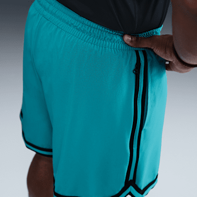 Shorts de básquetbol de tejido Woven UV Dri-FIT de 15 cm para hombre Nike DNA