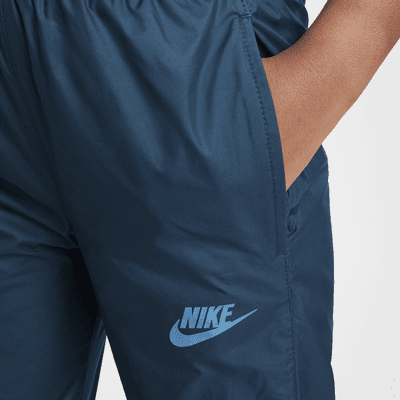 Pants Repel para niños talla grande Nike Sportswear Windrunner EasyOn