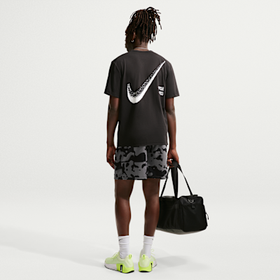 Nike Hyverse Dri-FIT UV Erkek Antrenman Tişörtü görsel 5