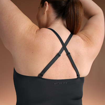 Camiseta de tirantes con cuello en V para mujer NikeSKIMS Shine