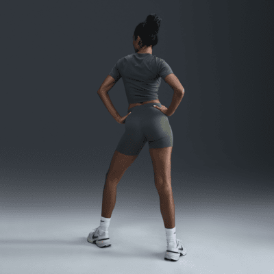 Shorts de ciclismo de cintura alta de 13 cm con sujeción suave para mujer Nike Zenvy