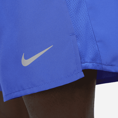 Shorts de correr Dri-FIT de 18 cm sin forro para hombre Nike Challenger