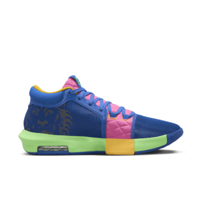 LeBron Witness 8 'I Promise School' basketbalschoenen