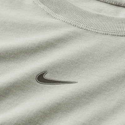 เสื้อยืดแขนยาวทรงหลวมผู้หญิง Nike Sportswear