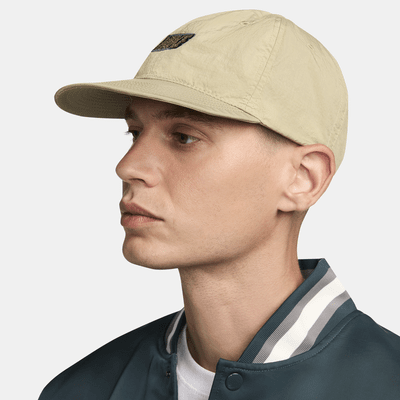 Nike Club Unstructured Flat Bill Outdoor Cap