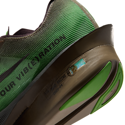 รองเท้าวิ่งโร้ดเรซซิ่งผู้ชาย Nike Vaporfly 4