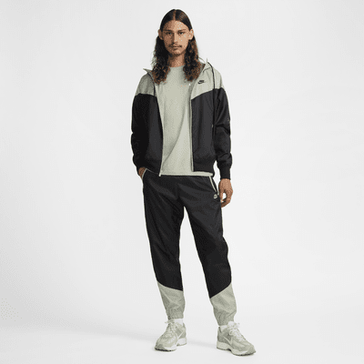 Chamarra con gorro para hombre Nike Sportswear Windrunner