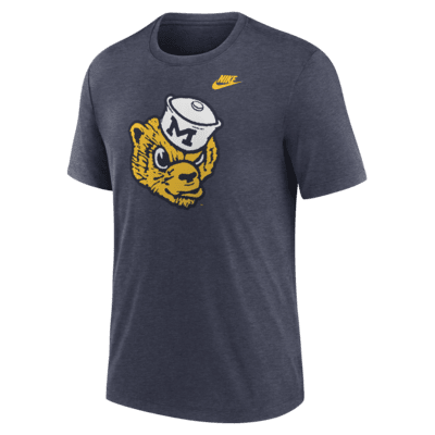 Playera universitaria Nike para hombre Michigan Wolverines Blitz Evergreen Legacy Primary