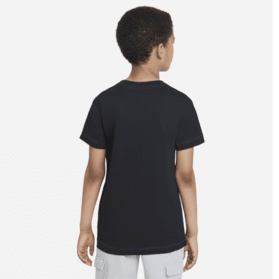 Nike Sportswear Big Kids' (Boys') T-Shirt